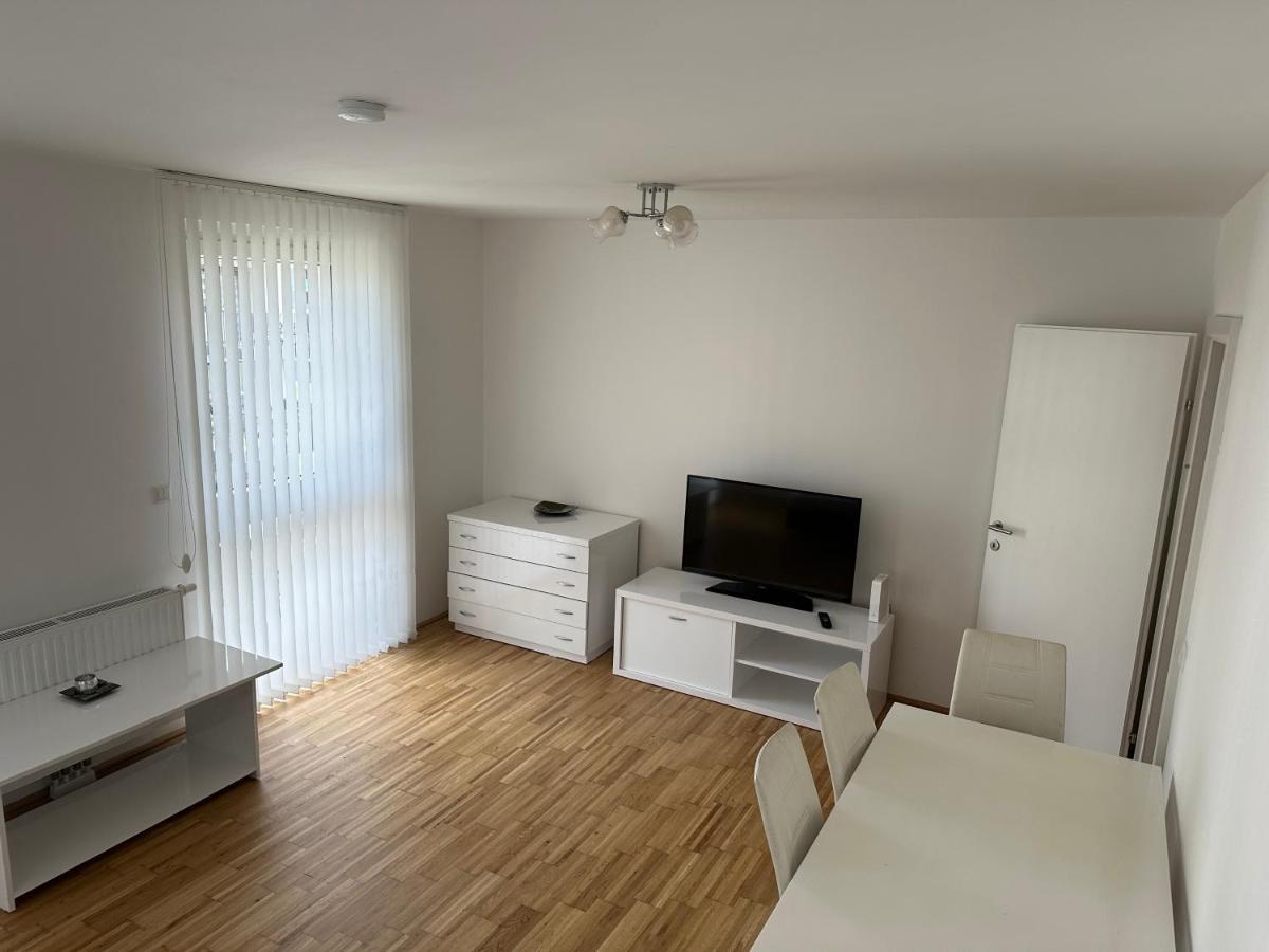 Hauptbahnhof Ferienwohnung Am Park 비엔나 외부 사진