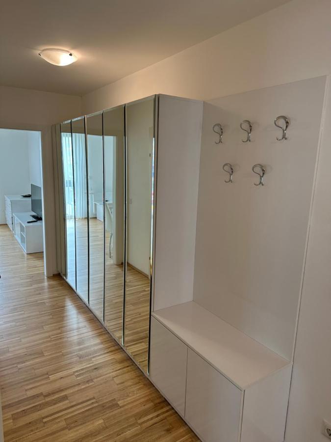 Hauptbahnhof Ferienwohnung Am Park 비엔나 외부 사진